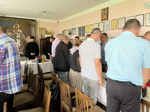 IMG-52b64077257886e86035d09f88f1e5a4-V_resize