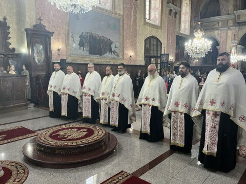 IMG-6f27f69acd0c325d29d4df6841cead2e-V_resize