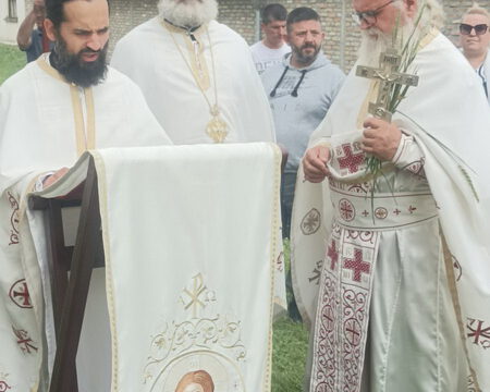 IMG-704ffe877f35e080a9513401b6cde267-V_resize