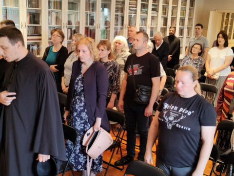 IMG-73fc7a5fb4ab92ba53f511685d05fd1f-V_resize