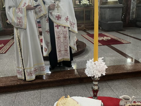 IMG-80879c3d09c1d33e0e82b221af31ab01-V_resize