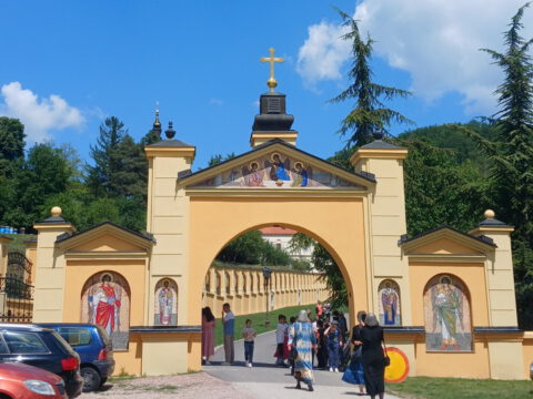 IMG-960f06d4e75ec58d32e3ebae20d3a90b-V_resize