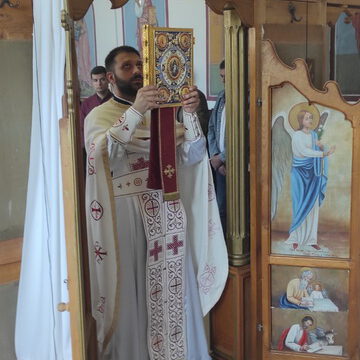 IMG-aacdb23a4a3c8224656b9c079a172e4d-V_resize