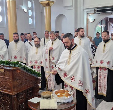 IMG-ab15d7eb3e3e2ed739cf7f47d0962b49-V_resize