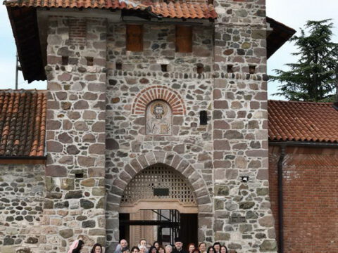 IMG-b0bb9cb977a0ee9a71131f4616f11448-V_resize