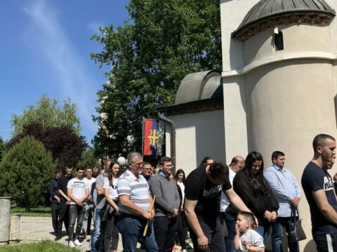 IMG-b904eea8dd6d56deca29f7f90abb040f-V_resize