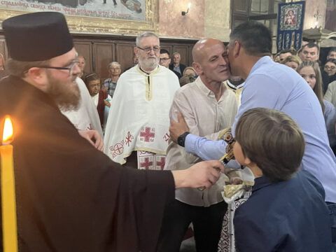 IMG-c42d2b2c77adbe40a3952d3f68766004-V_resize