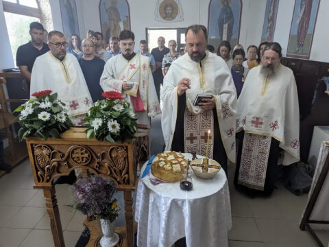 IMG-e347115fb27f2fb3a66dc1ff371569df-V_resize