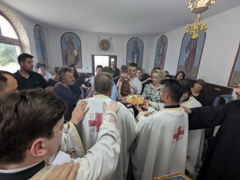 IMG-e6b0fe8b0594b672b66ce1f51949bfc8-V_resize