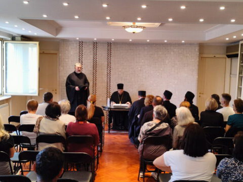 IMG-ea70437a5229438ab74ad568451508dd-V_resize