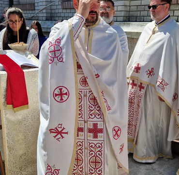 IMG-efbed07335ed72fd3b8cf4d31ad3fbd9-V_resize