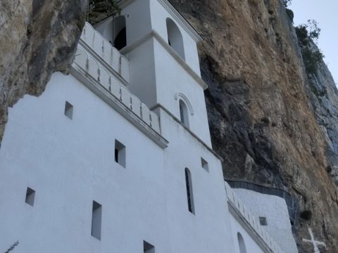01-02 Manastir Ostrog_resize