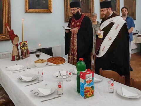 086c2f3f-c436-4ad8-b0dc-f765802638fc_resize