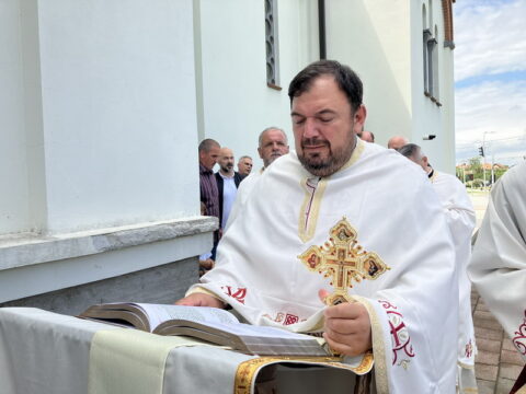 1718286400405_resize