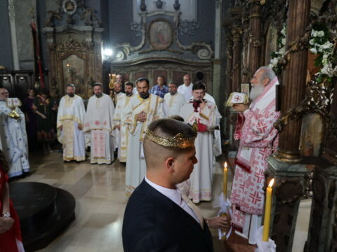 1718526221222_resize