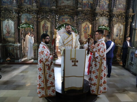 1718526221283_resize