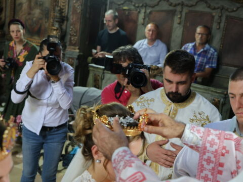 1718526221496_resize