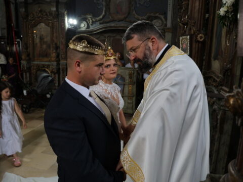 1718530330318_resize