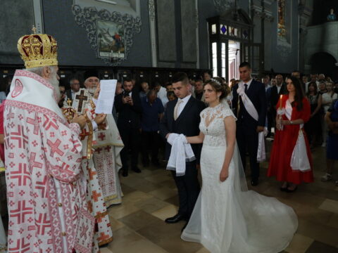 1718530397188_resize