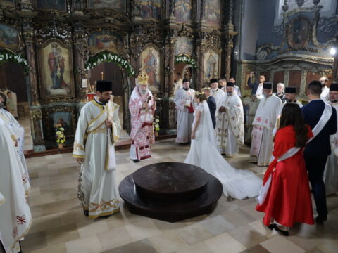 1718530397338_resize