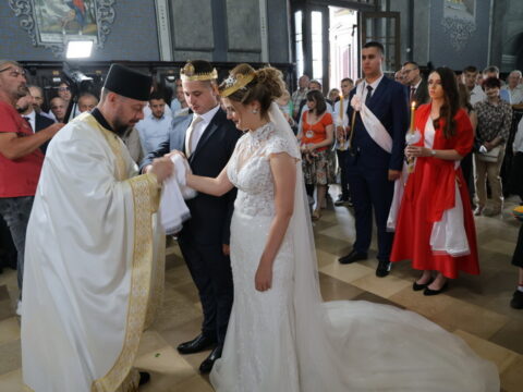 1718530397430_resize