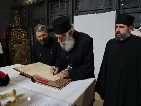 1718530495030_resize