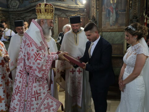 1718530495094_resize