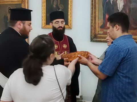 814e5567-74bd-4e55-9b47-ed3665782beb_resize