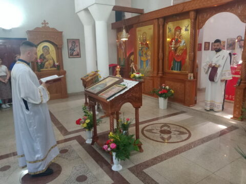 IMG-1a27711301f2cd8a6d3bc79b7f4b66e4-V_resize