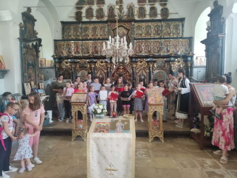 IMG-7971f4586371d0477e2ed3b0574f1bd0-V_resize