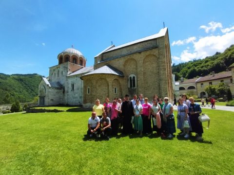 IMG-cb5f434daba075f4bf6b1c19e29edca1-V_resize