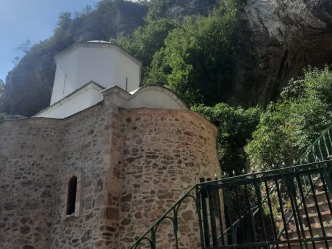 IMG-d41e604ec179079d3d85a3ba0def96c5-V_resize