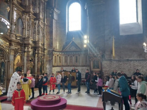 1726424803438_resize