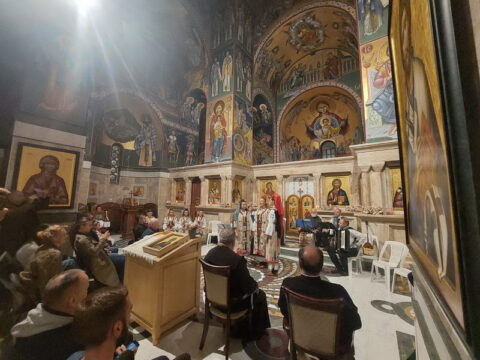 IMG-00e06f97a6810533704c8d3992c39c16-V_resize