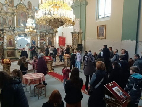 IMG-15e2d744dff1f6a6290246ab71a8d6da-V_resize