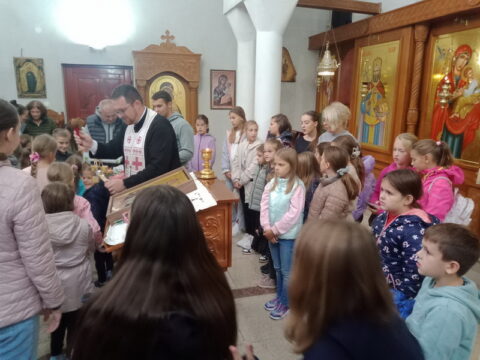 IMG-33f71c668d4f0e9a1330a5cc6452c0ab-V_resize