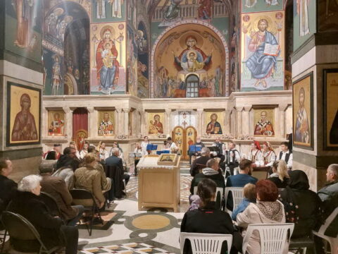 IMG-80173fb41e240d3c29d46b46b398c424-V_resize