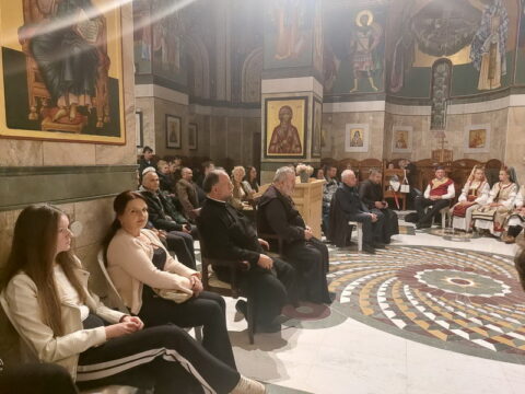 IMG-c845ff0ebc58c091e6b158507a77577e-V_resize