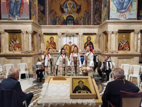 IMG-c90483d10d634a8b2f932f56a5294a15-V_resize