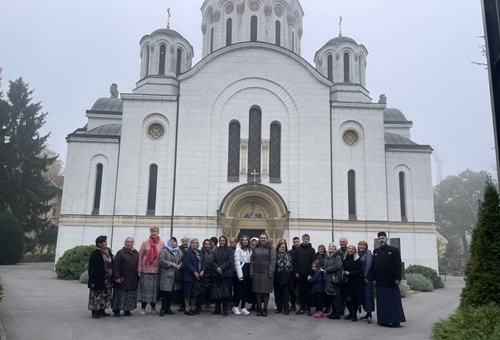 Поклоничко путовање верникâ из Парага