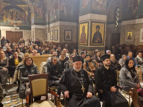 IMG-a693467ccef28a02f7f447eaece7b8c9-V_resize