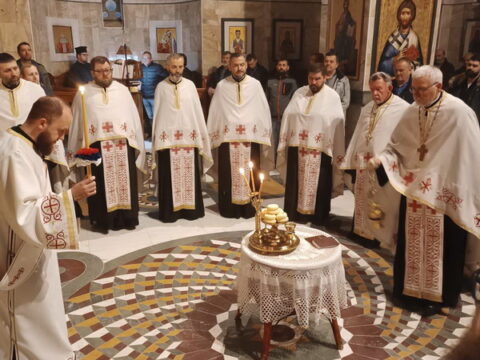 IMG-e9c910458c7857744443c0b40cae9cb7-V_resize