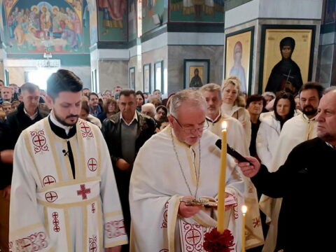 IMG-f63a6f15f7e34daeb804202342f97592-V_resize