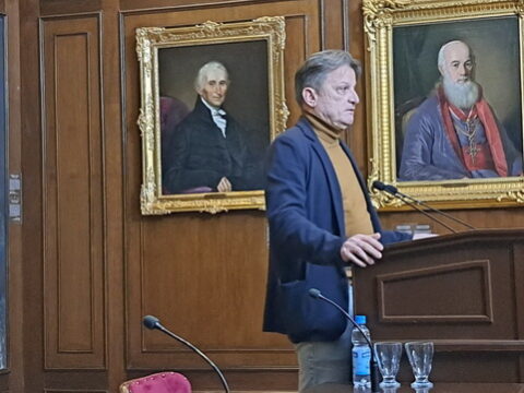 2025-03-27_21-04-28-289_resize