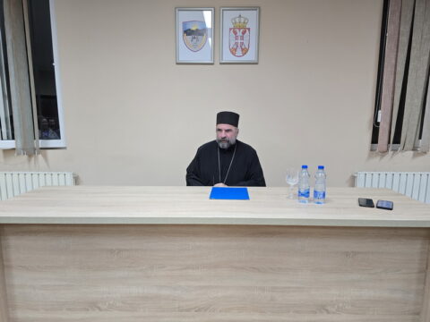 20250329_190129_resize