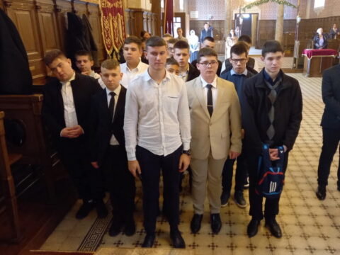 1f70253e-17a9-4dd5-97c8-54a041f41784_resize