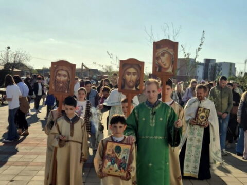 20250412_191402_resize