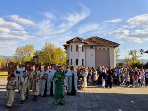 20250412_191931_resize