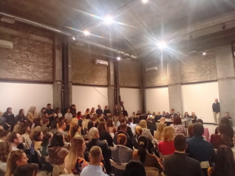 20250428_093917_resize