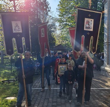 IMG-38edd19e6adf00b298f771f581c826fc-V_resize